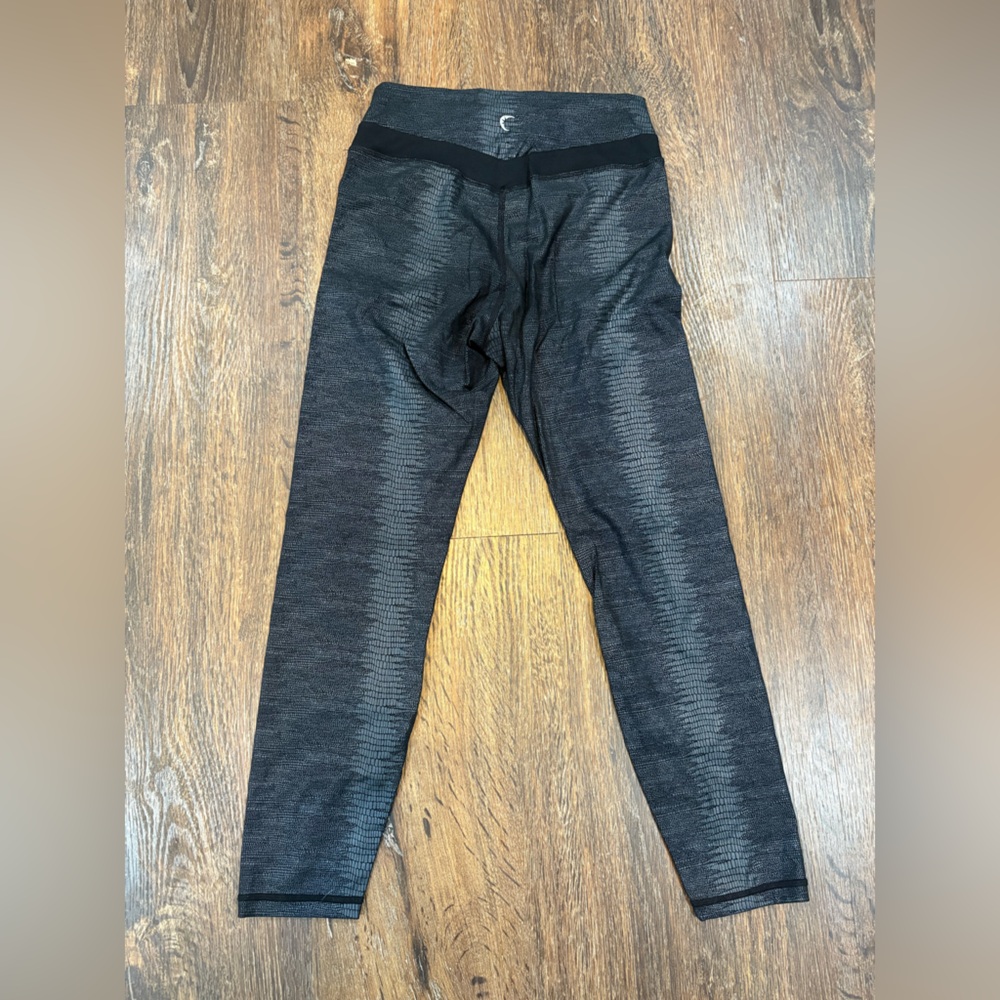 ZYIA Snakeprint Leggings